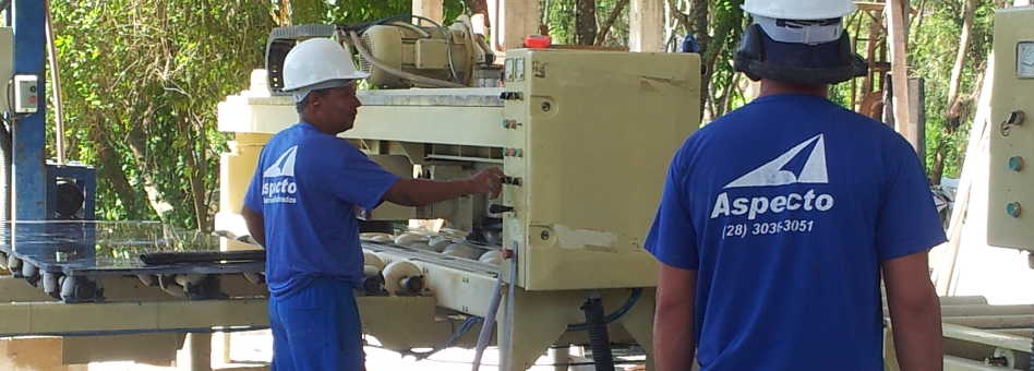 Equipamento com área verde em volta